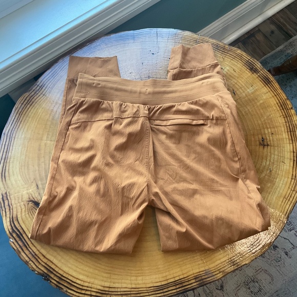 Athleta Trekkie North Jogger, Cattail Brown Sz 4 - Picture 6 of 8